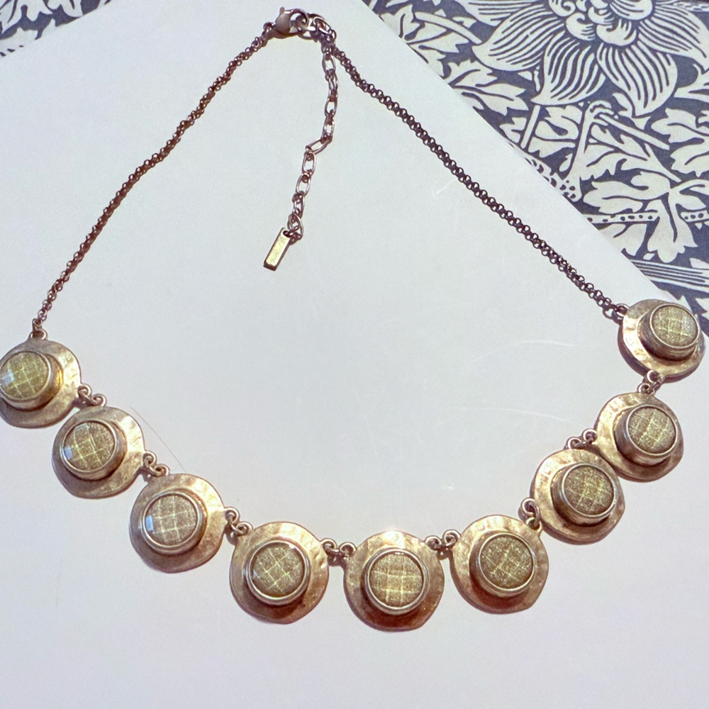 Elegant Gold Necklace with Circular Accents